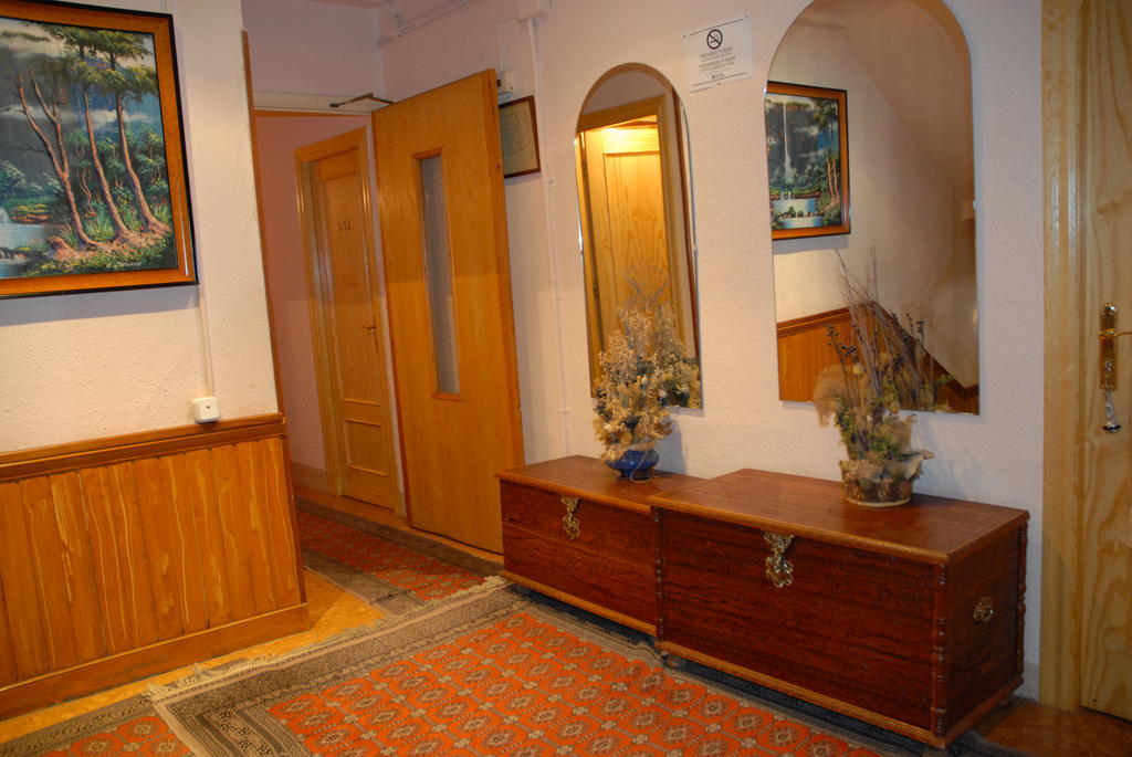 Hotel Europa Les Luaran gambar